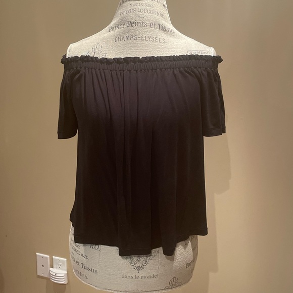 Wilfred Sartre Off the Shoulder T-Shirt, Black, Size Small - Picture 2 of 7